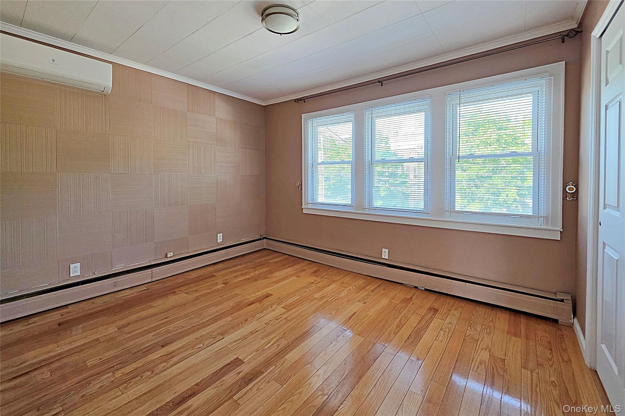 43-14 Marathon Parkway Property Photo 24