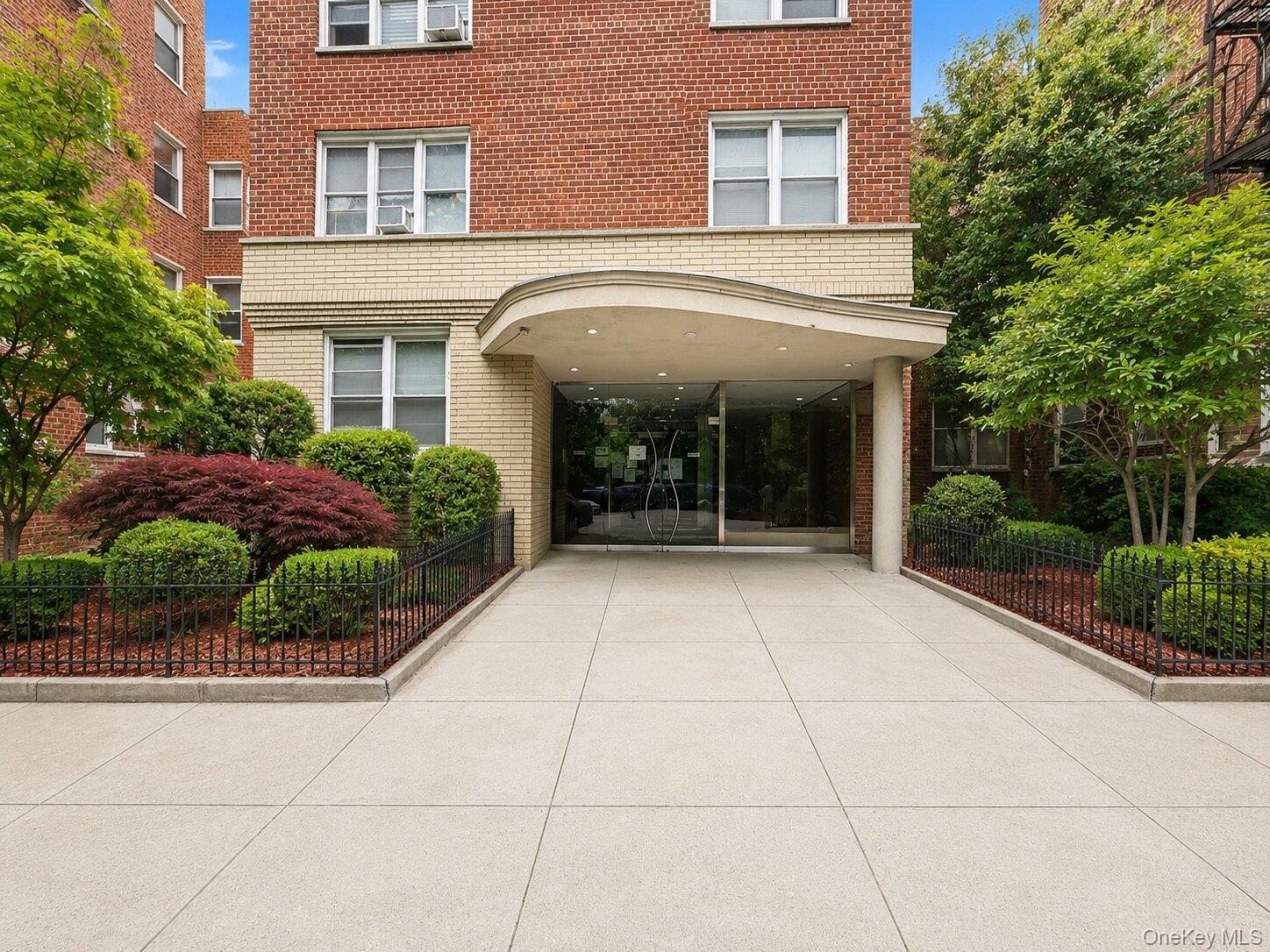 4295 Webster Avenue 2D Property Photo 1