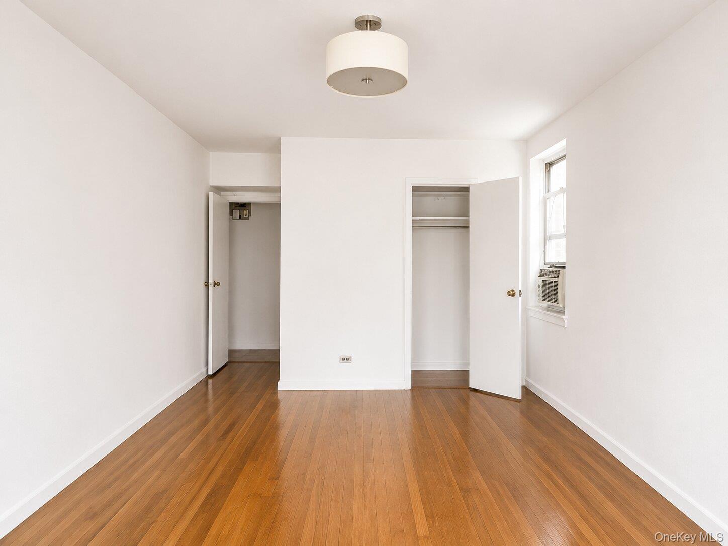 4295 Webster Avenue 2d Property Photo 10