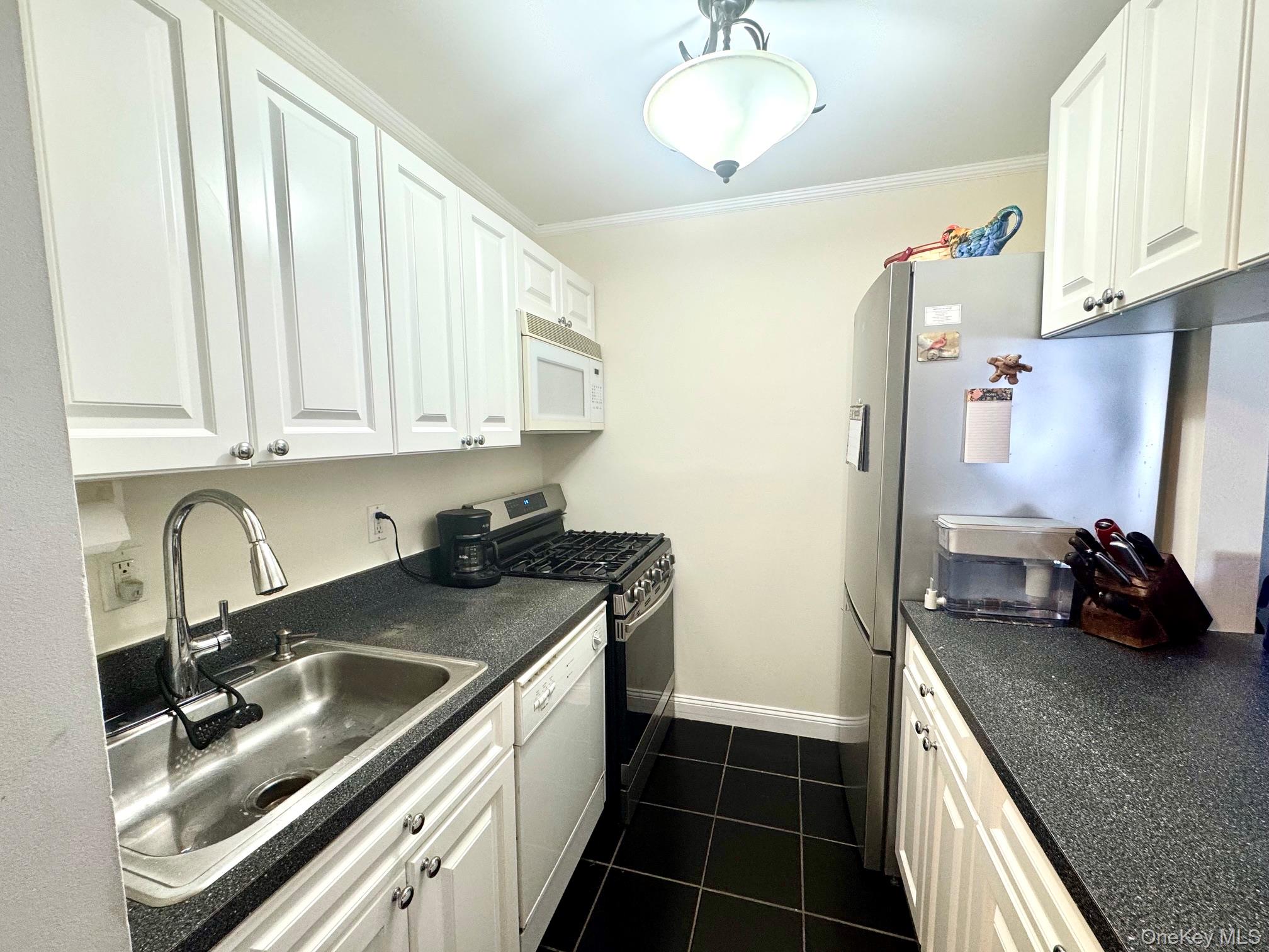 1 Aspen Court 1a Property Photo 2