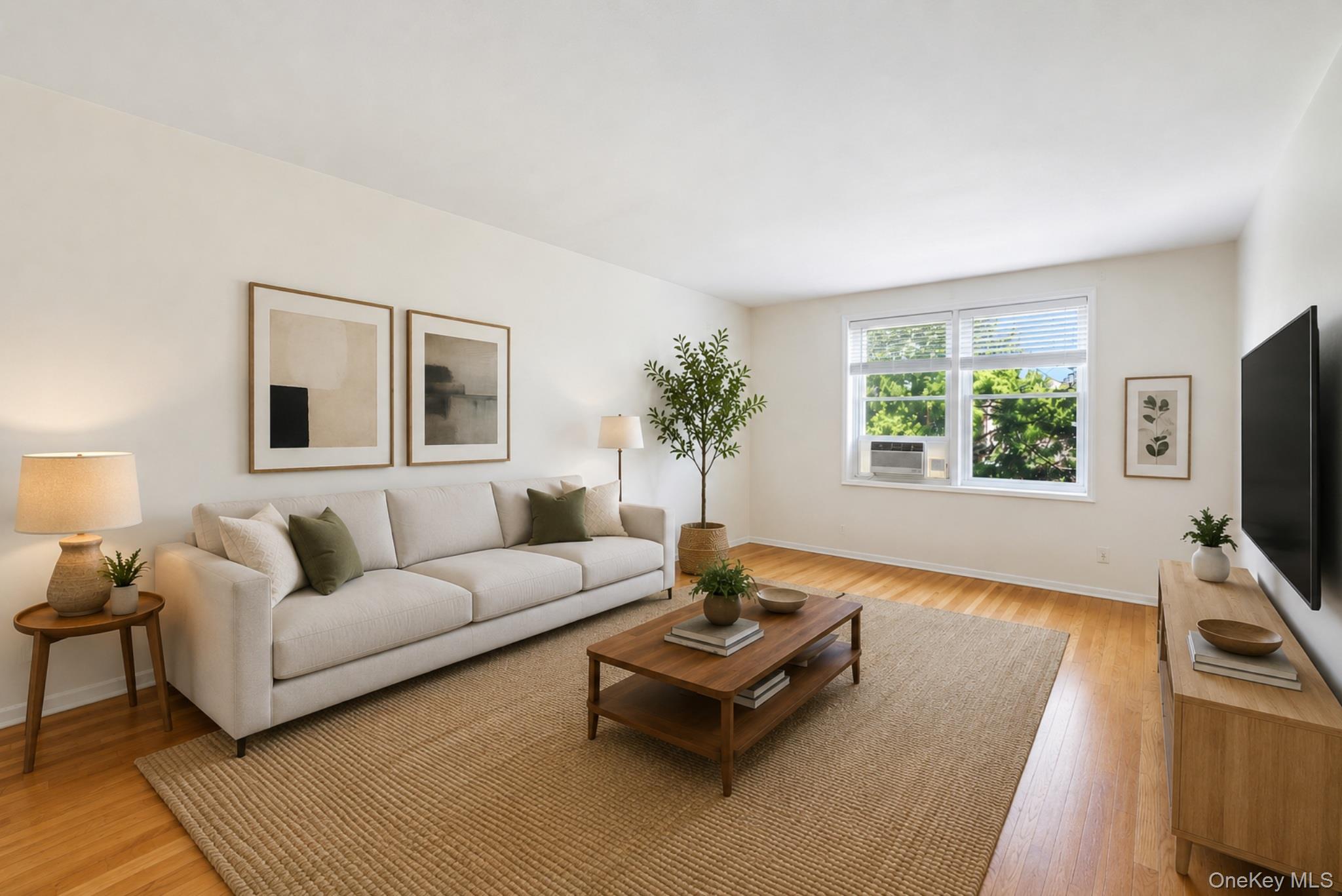 3210 Arlington Avenue 4G Property Photo 1
