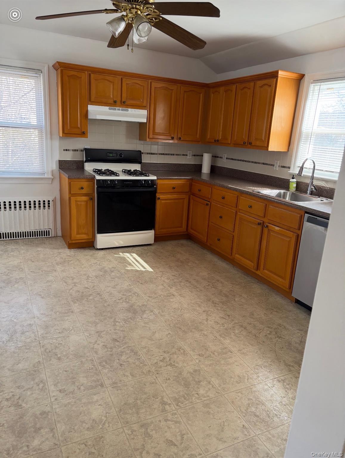 107 Sterling Avenue Property Photo 2