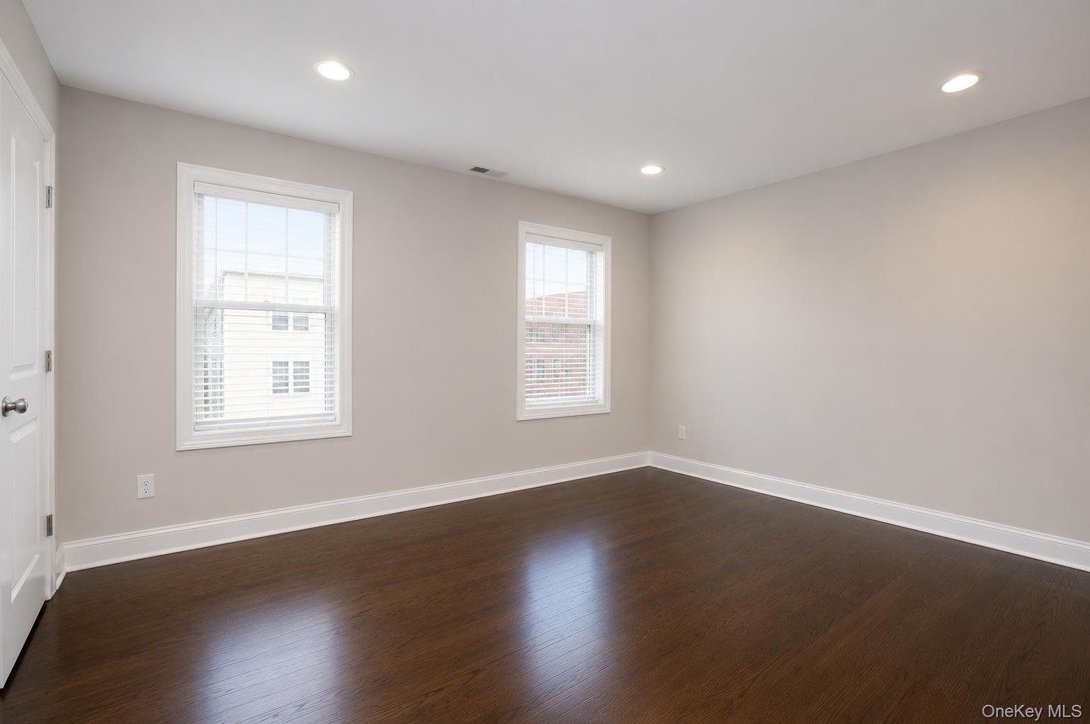 107 Sterling Avenue Property Photo 41