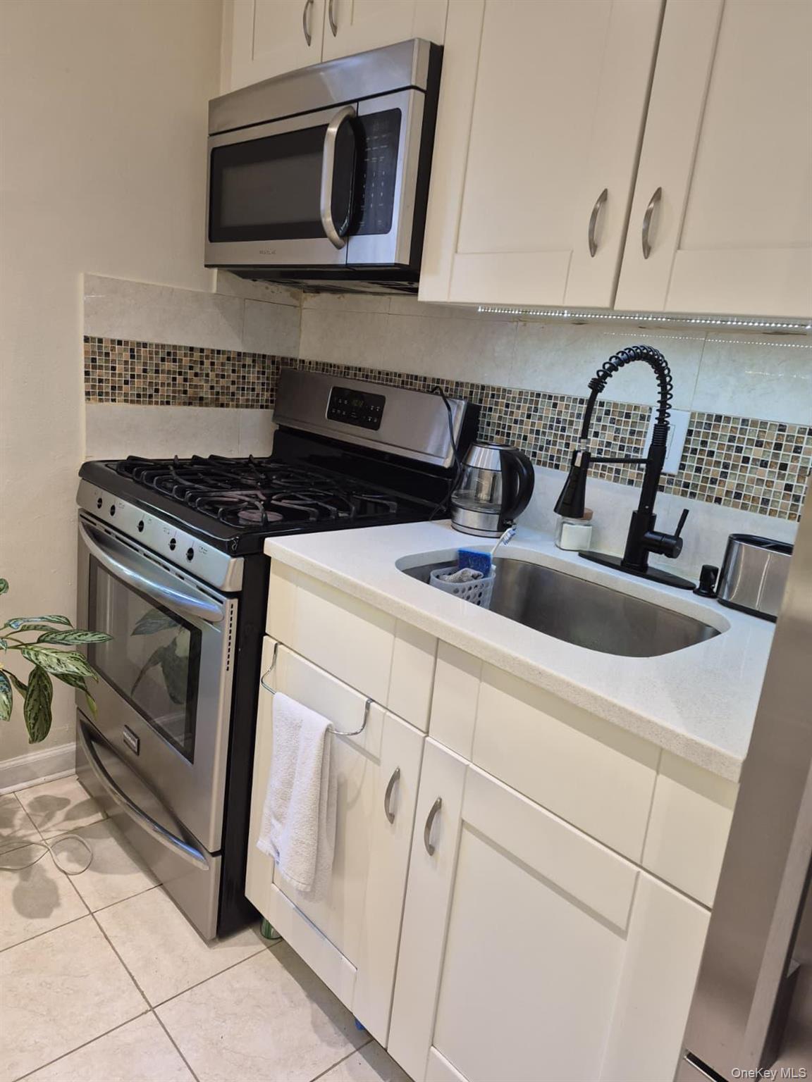 118-66 Metropolitan 5e Property Photo 4