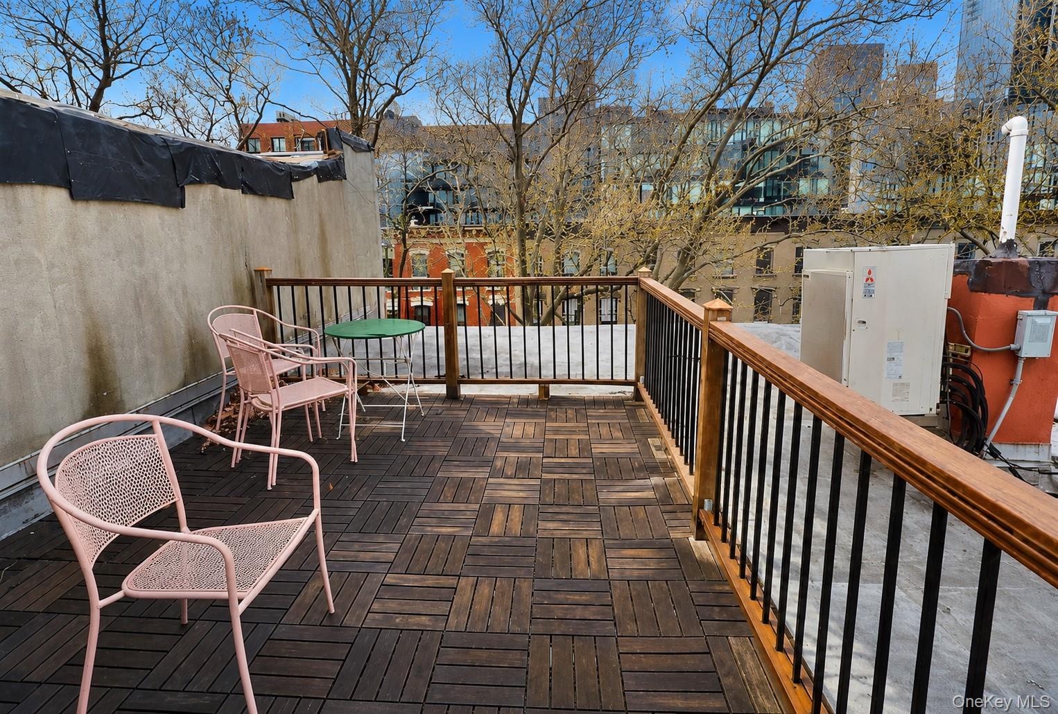 2122 45th Avenue Property Photo 2