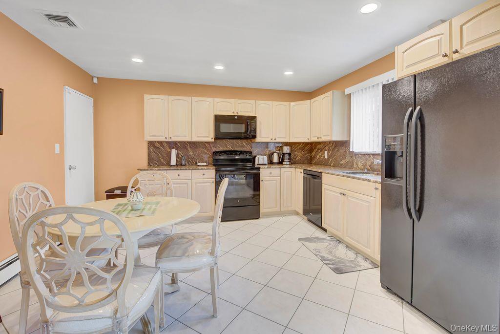 1662 Sherbourne Road Property Photo 13