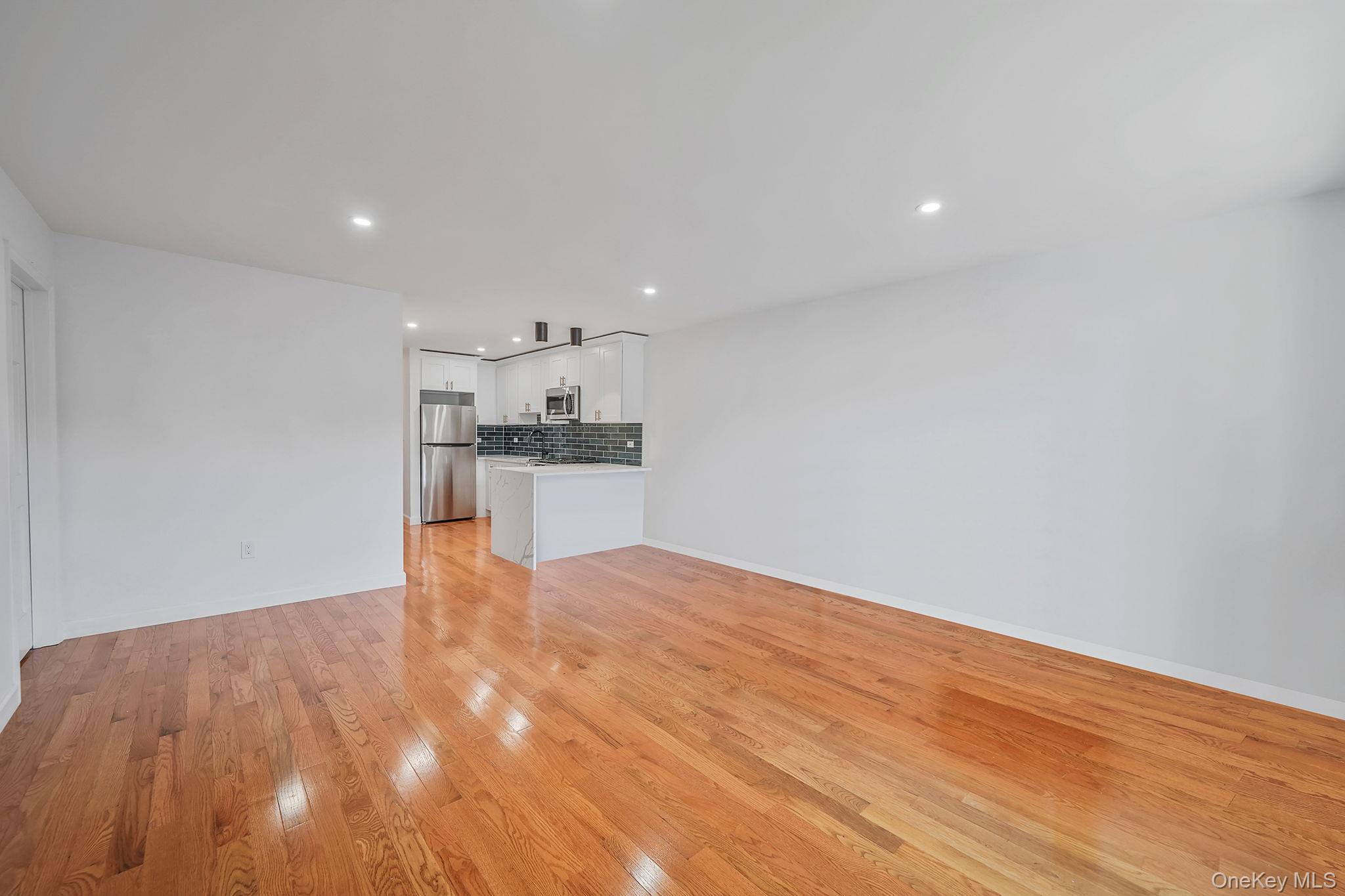 14225 250th Street Property Photo 8