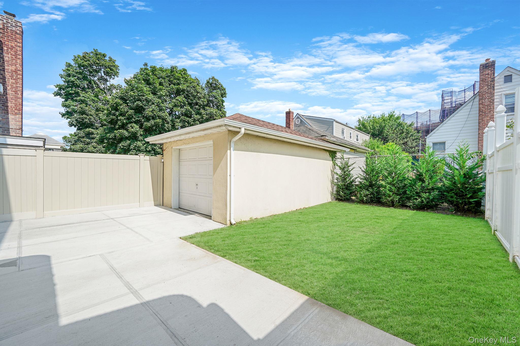 14225 250th Street Property Photo 39