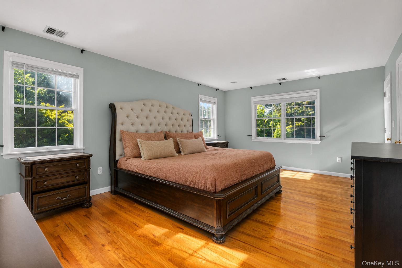 2211 Crompond Road Property Photo 15