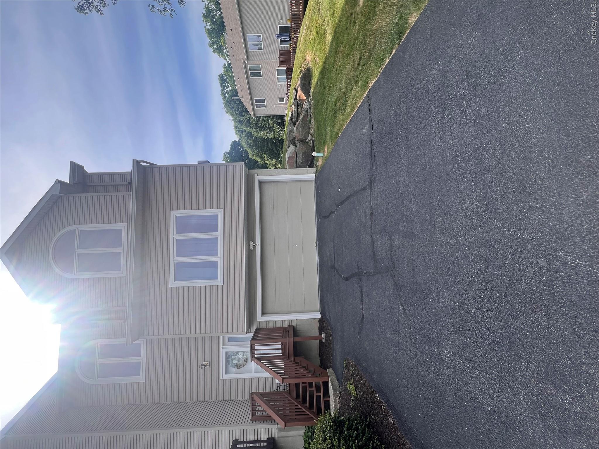 10 Rockridge Drive Property Photo 1