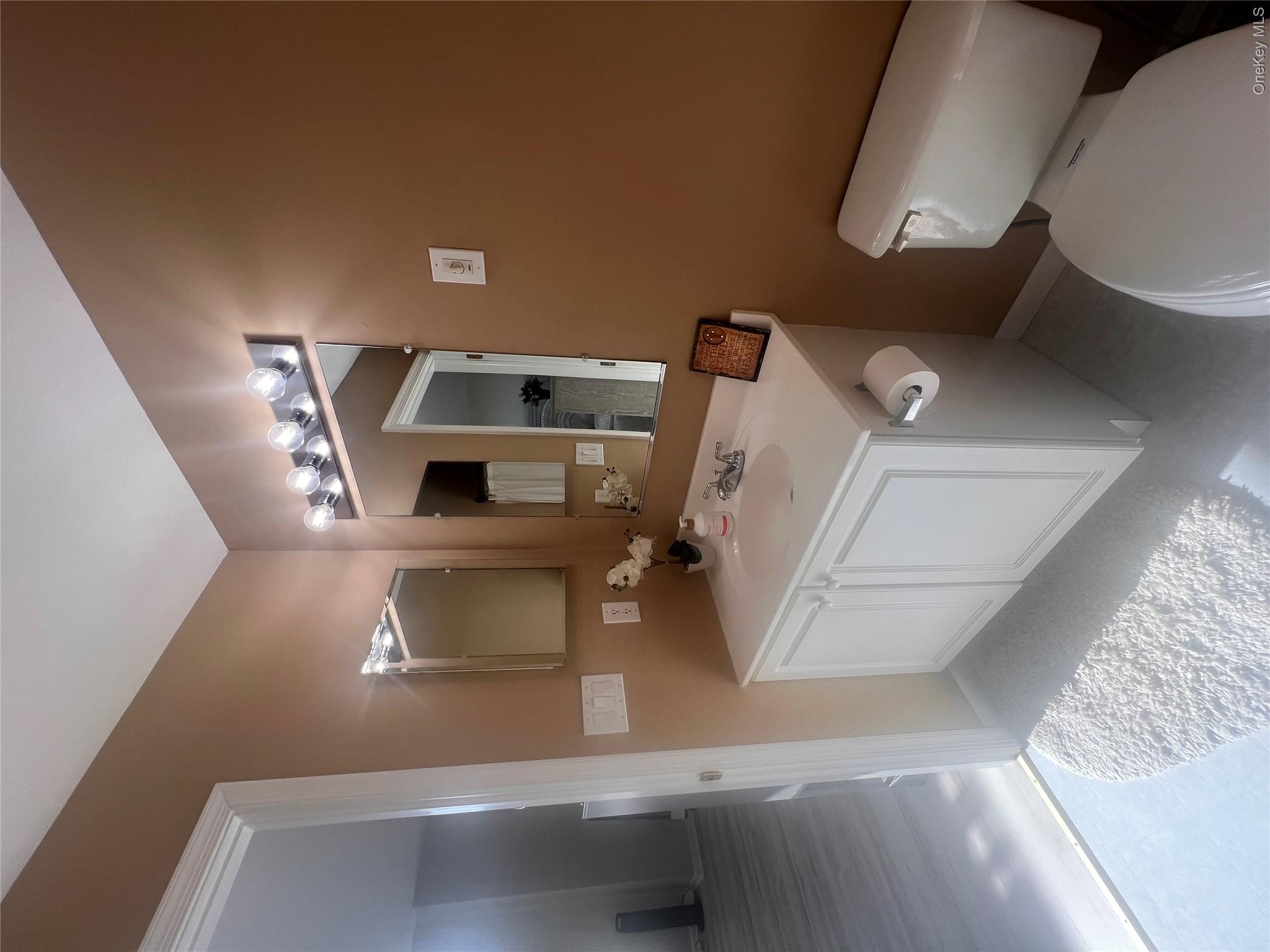 10 Rockridge Drive Property Photo 5