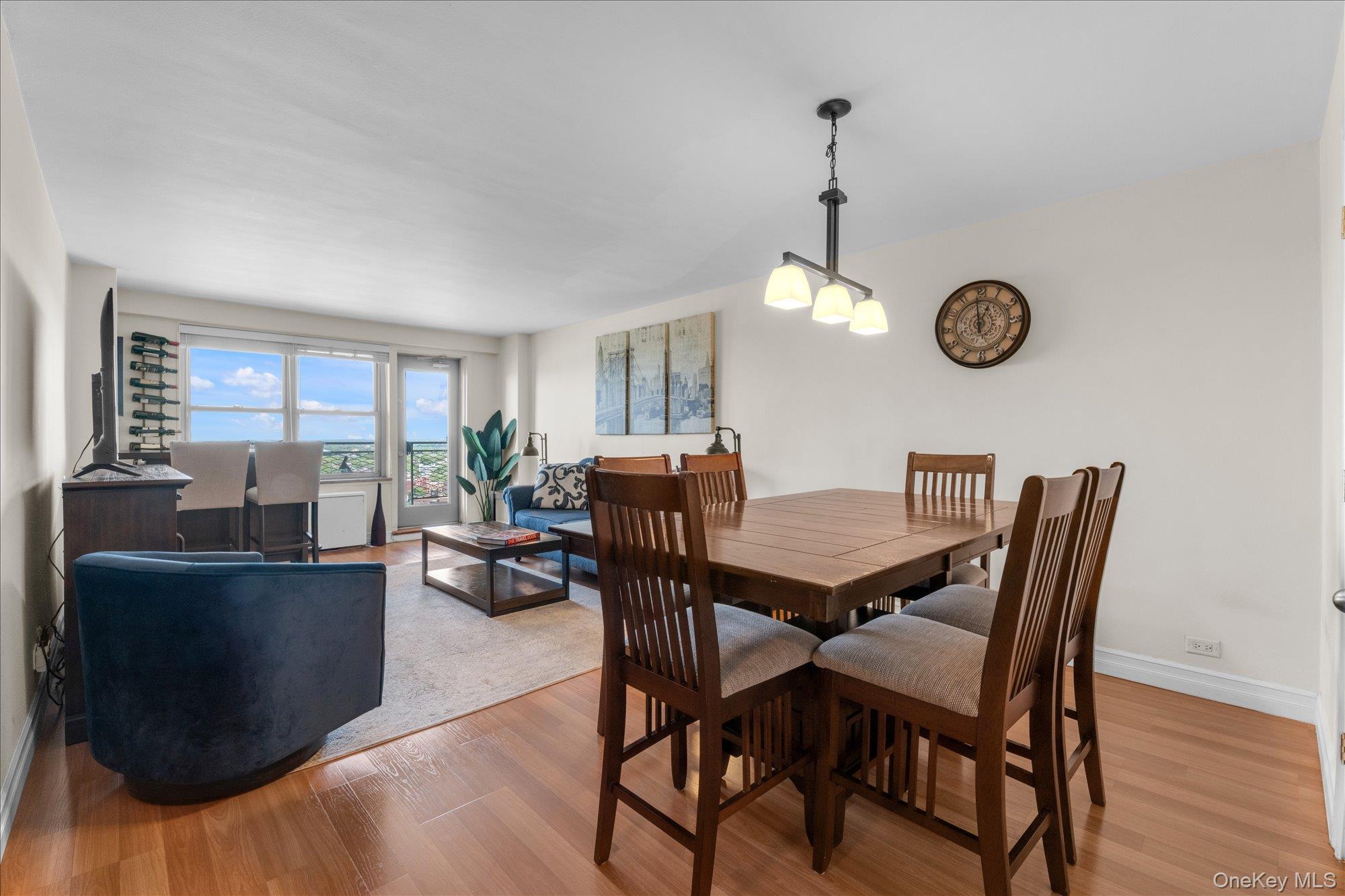 125-10 Queens Boulevard 2106 Property Photo 2