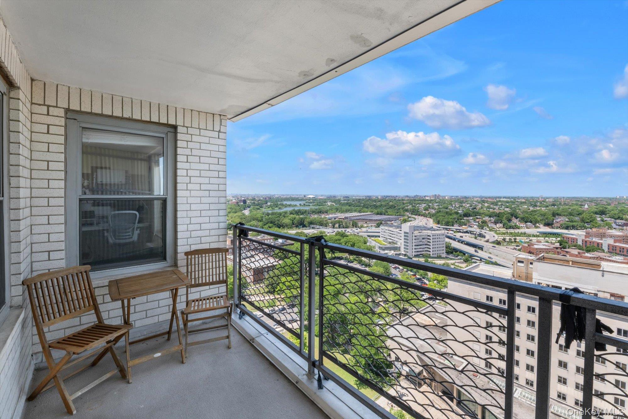 125-10 Queens Boulevard 2106 Property Photo 12