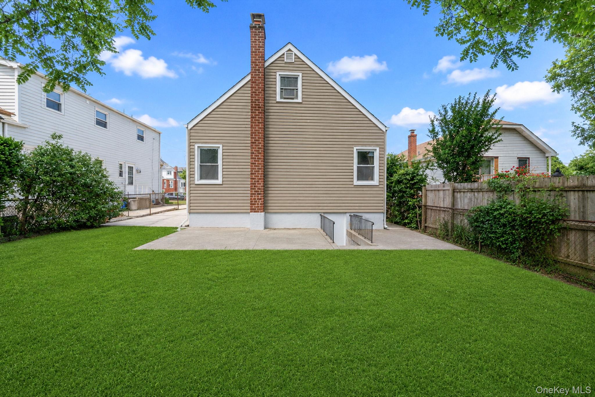 124 Washington Avenue Property Photo 4