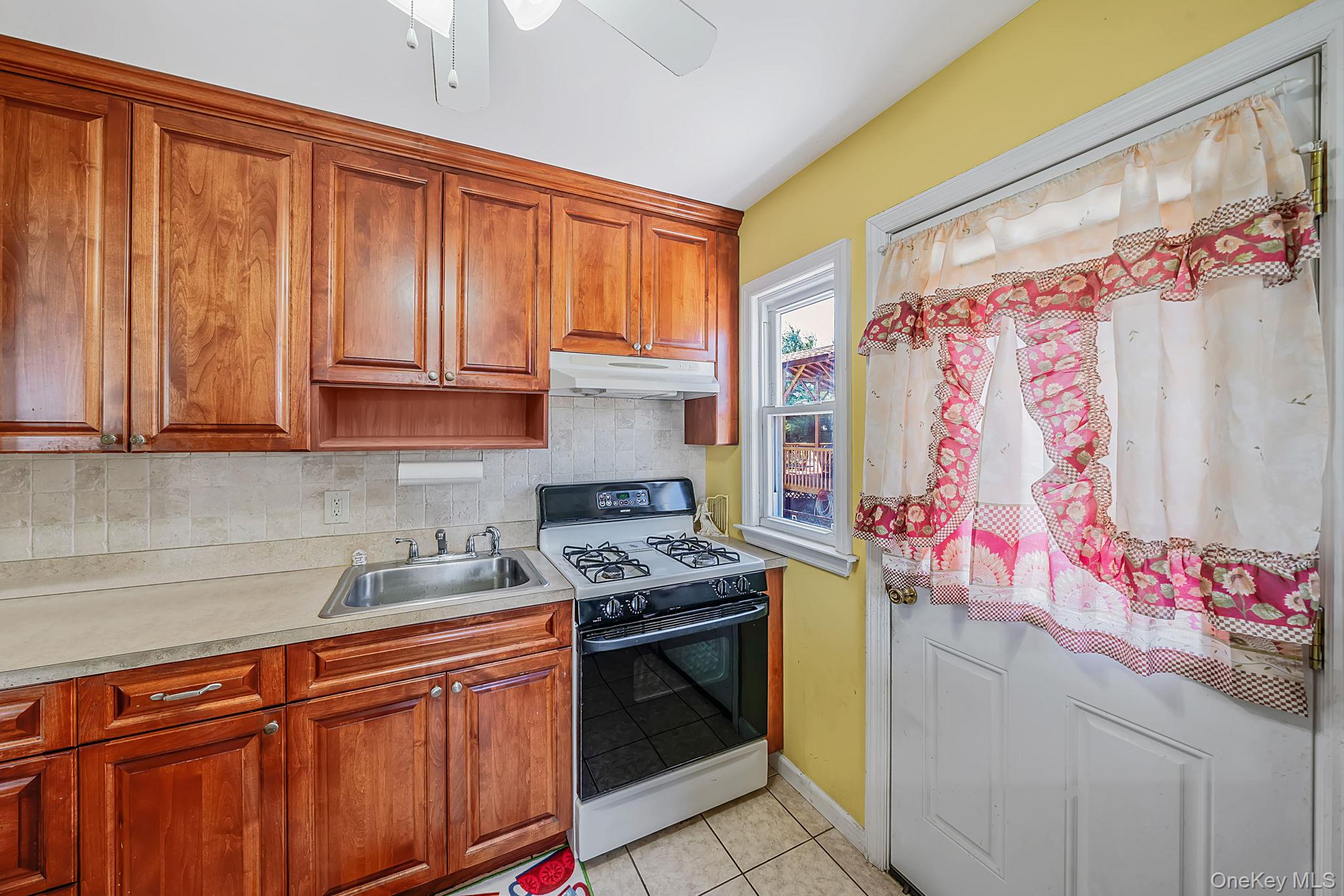 124 Washington Avenue Property Photo 10