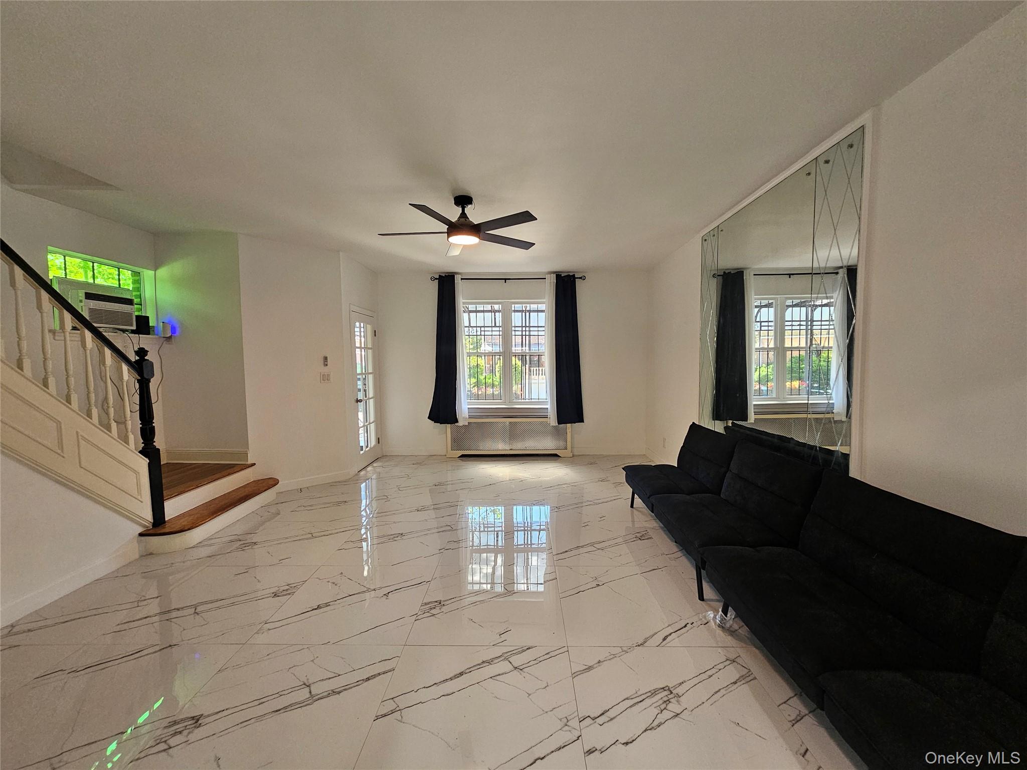 455 E 43rd Street Property Photo 3