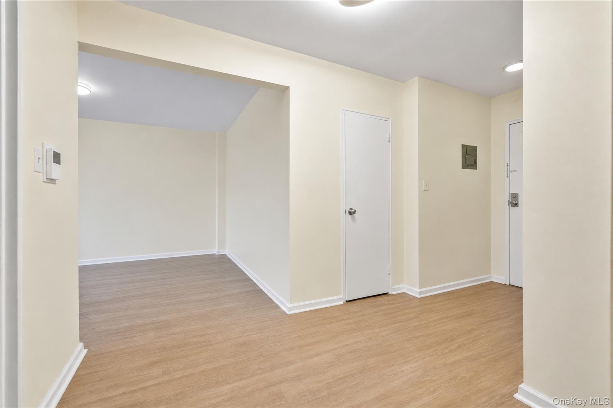 28-02 Parsons Boulevard 4e Property Photo 5