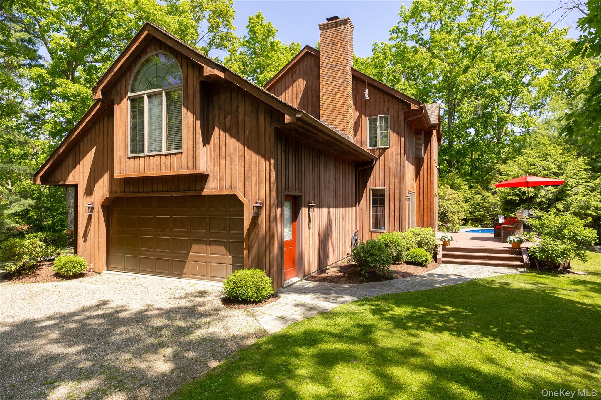 44 Eleanor Drive Property Photo 6