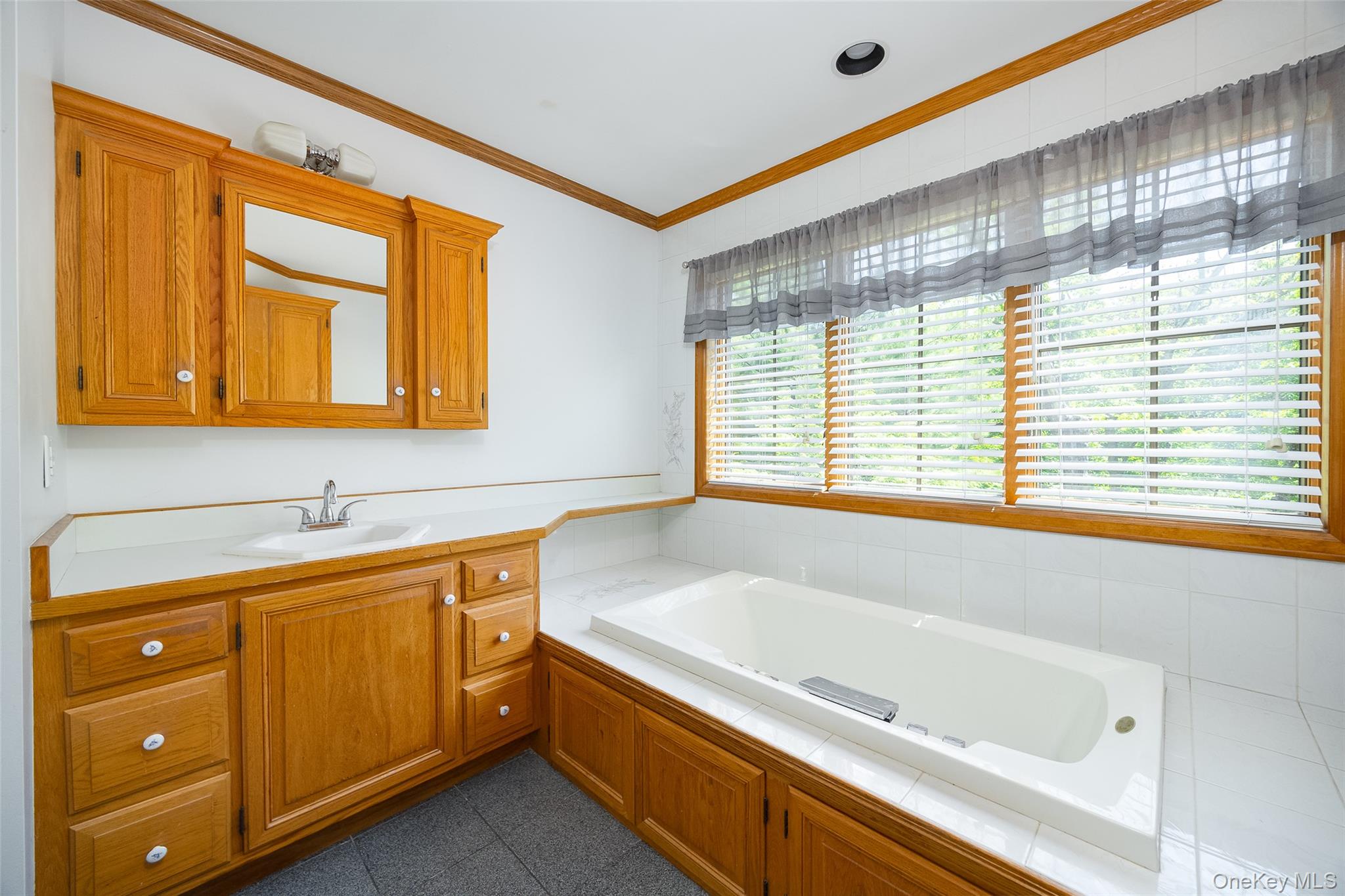 44 Eleanor Drive Property Photo 34