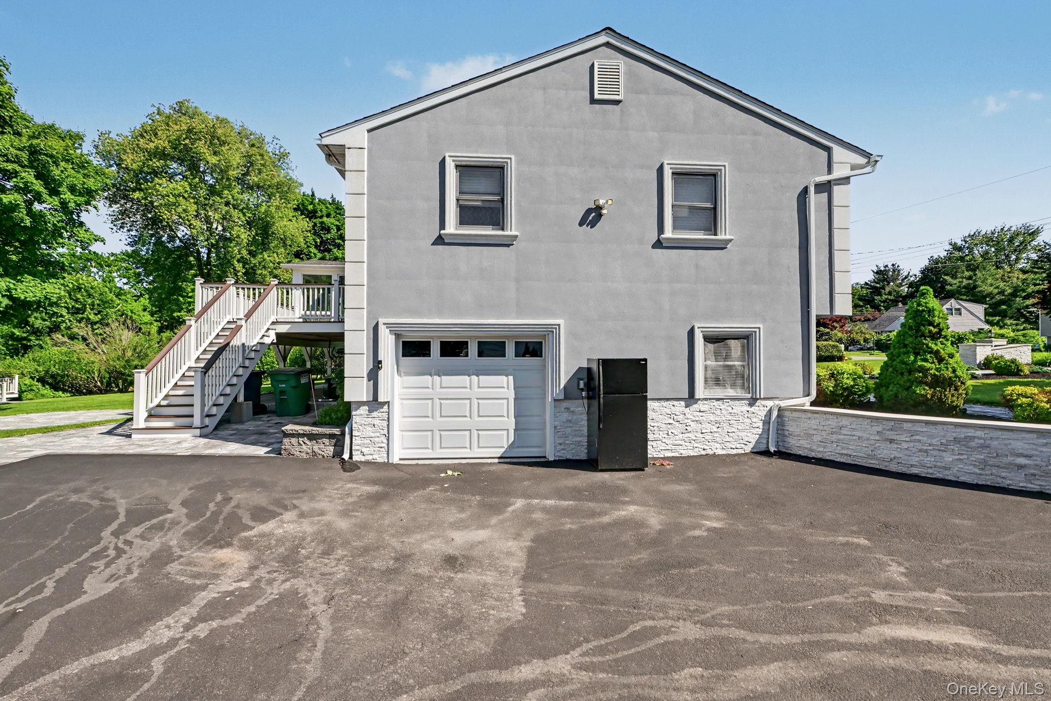 61 Friendly Road Property Photo 36
