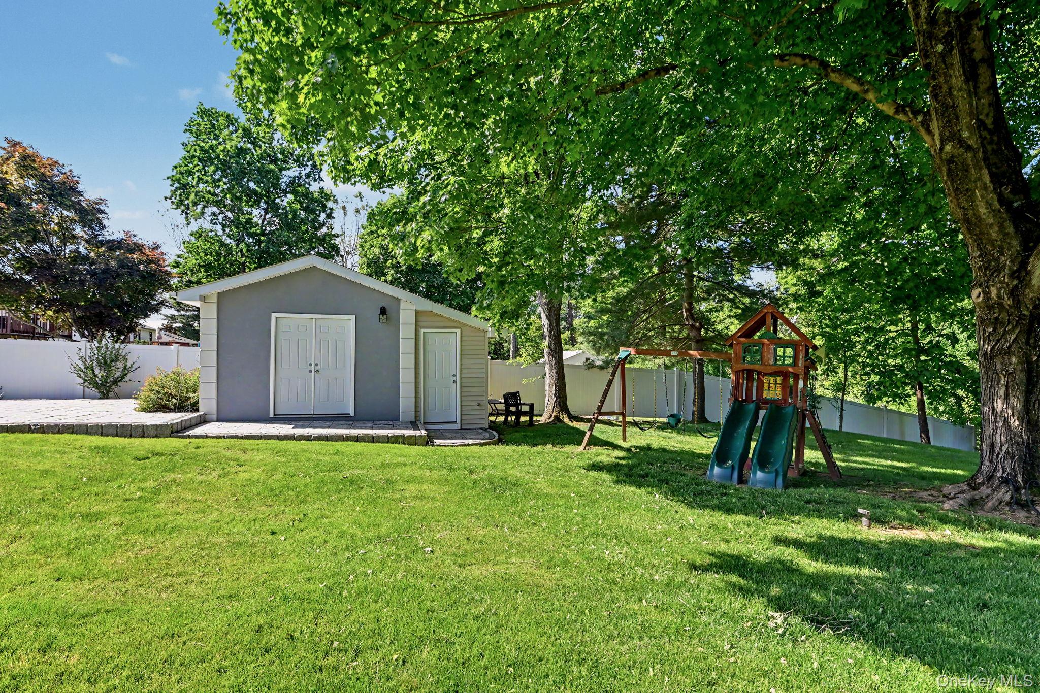61 Friendly Road Property Photo 38
