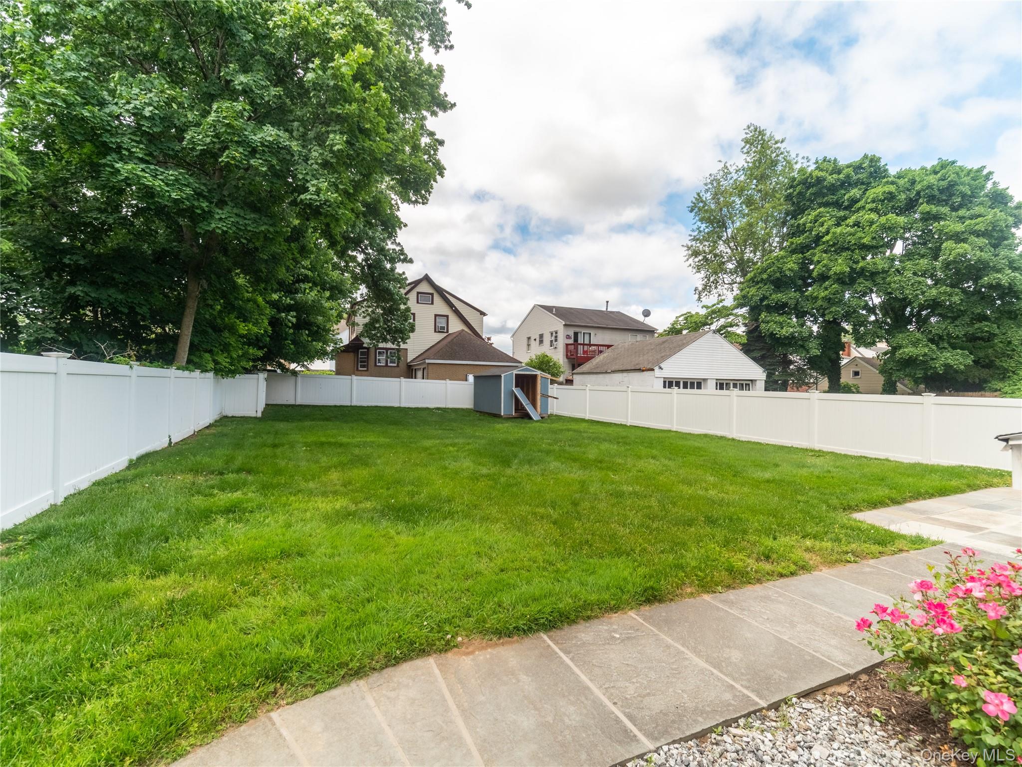 33 Grant Street Property Photo 6