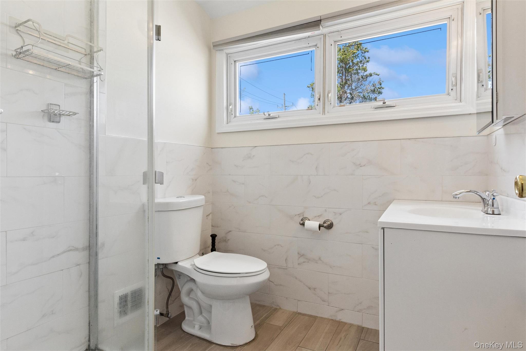 5 Seaton Gate Property Photo 31