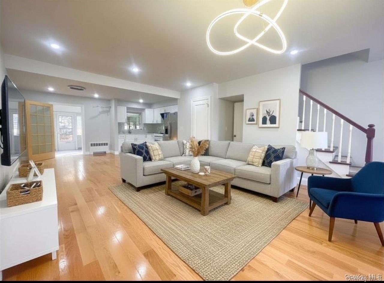 14014 68th Drive Property Photo 2