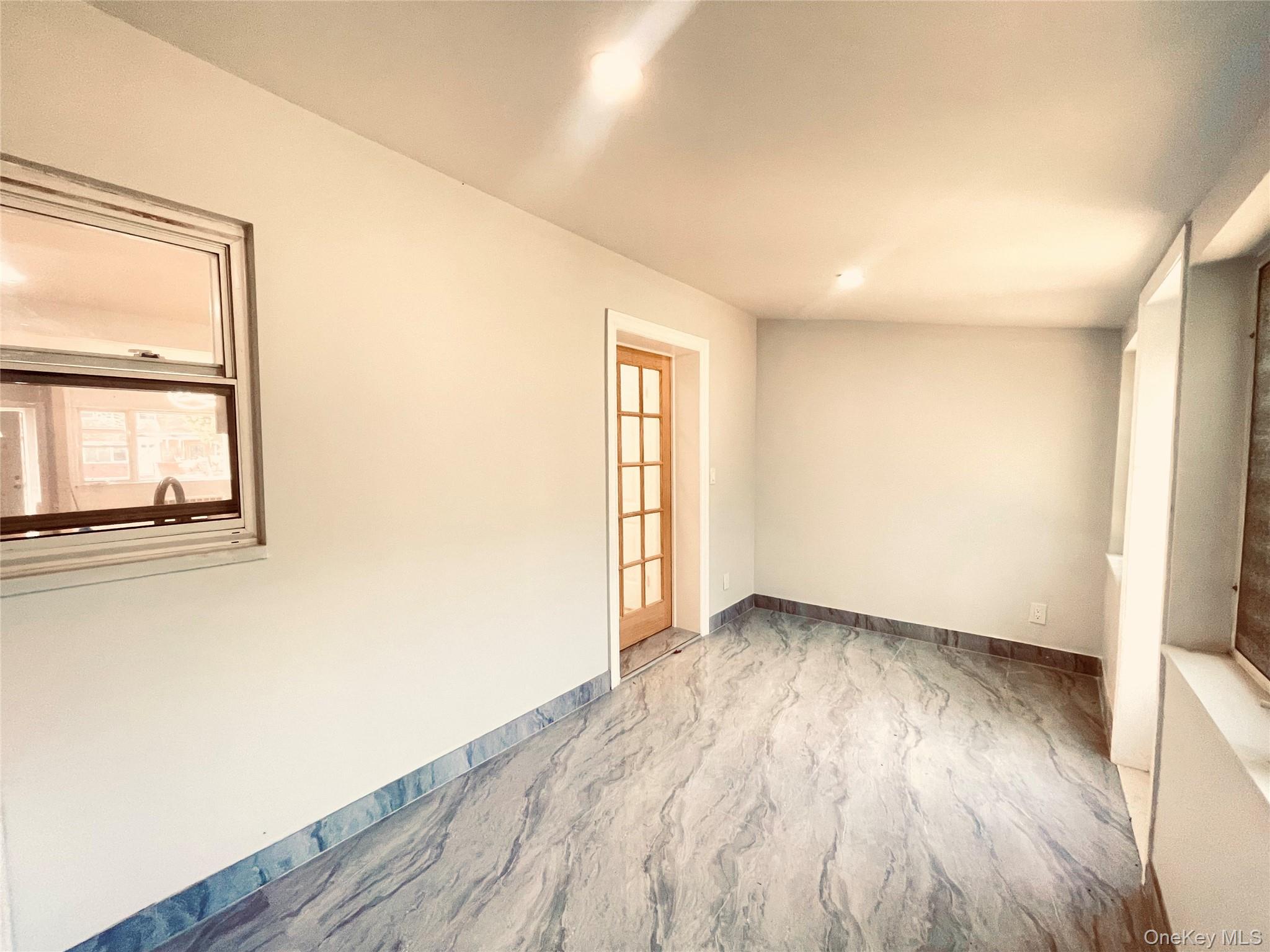14014 68th Drive Property Photo 6