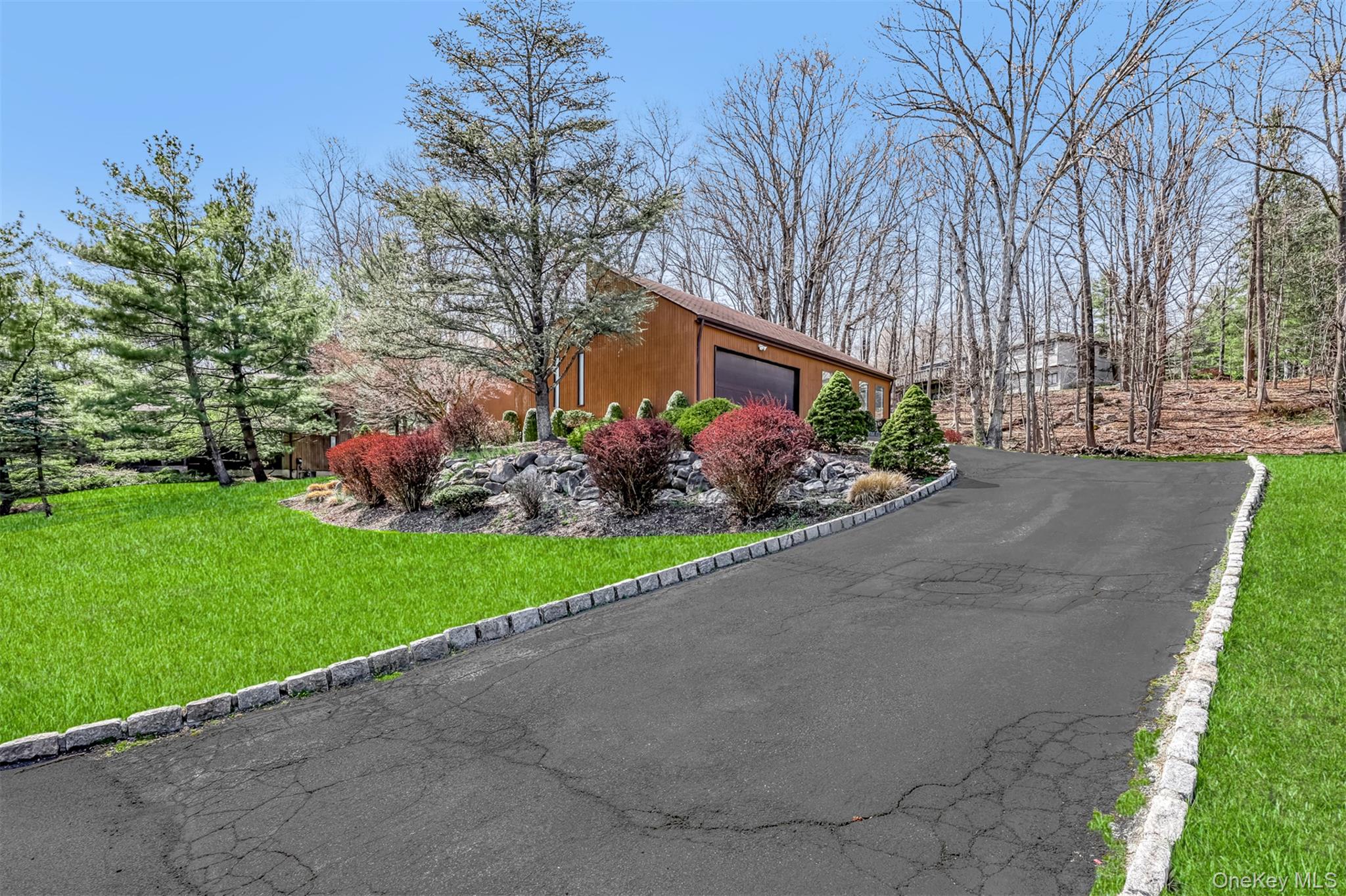 66 Tamarack Lane Property Photo 4