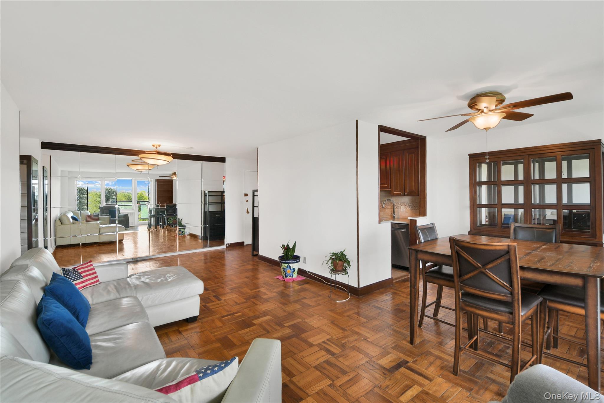 1853 Central Park Ave 16 C Property Photo 4
