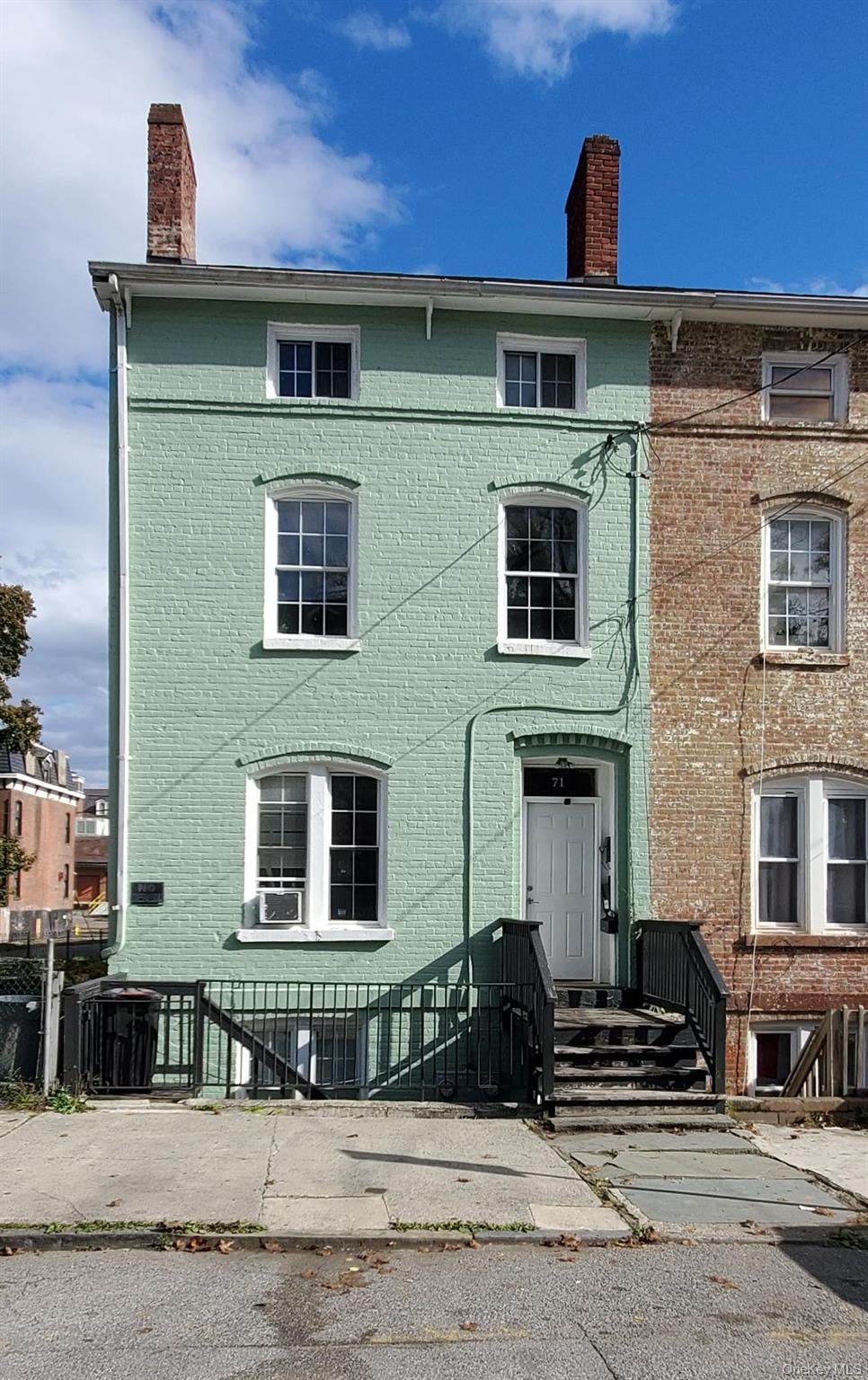 71 Lander Street Property Photo 1