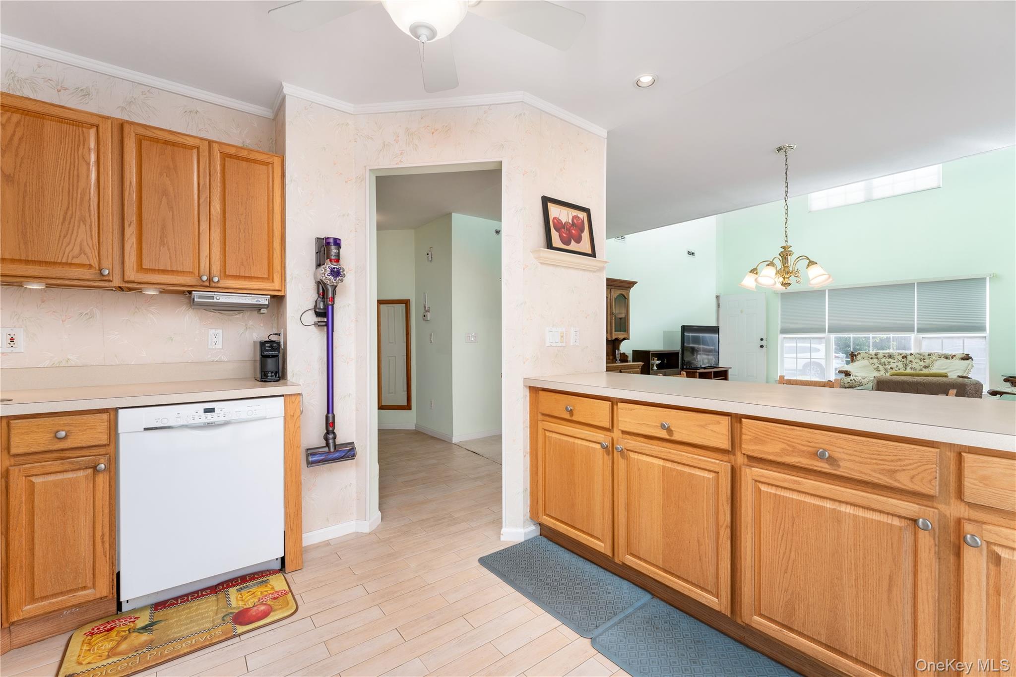 5 Robert Lane 5 Property Photo 11