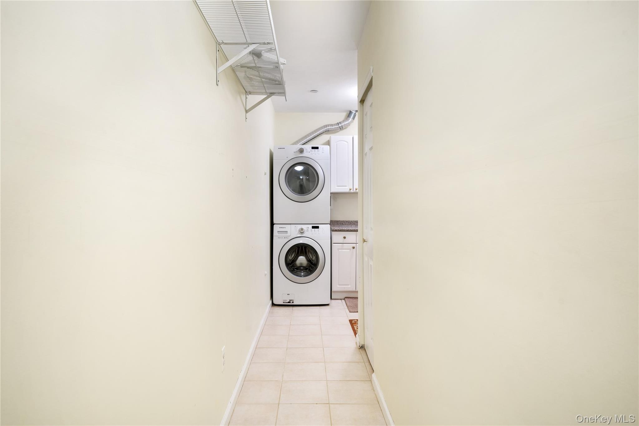 5 Robert Lane 5 Property Photo 17
