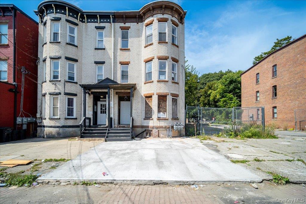 347 Liberty Street Property Photo 4