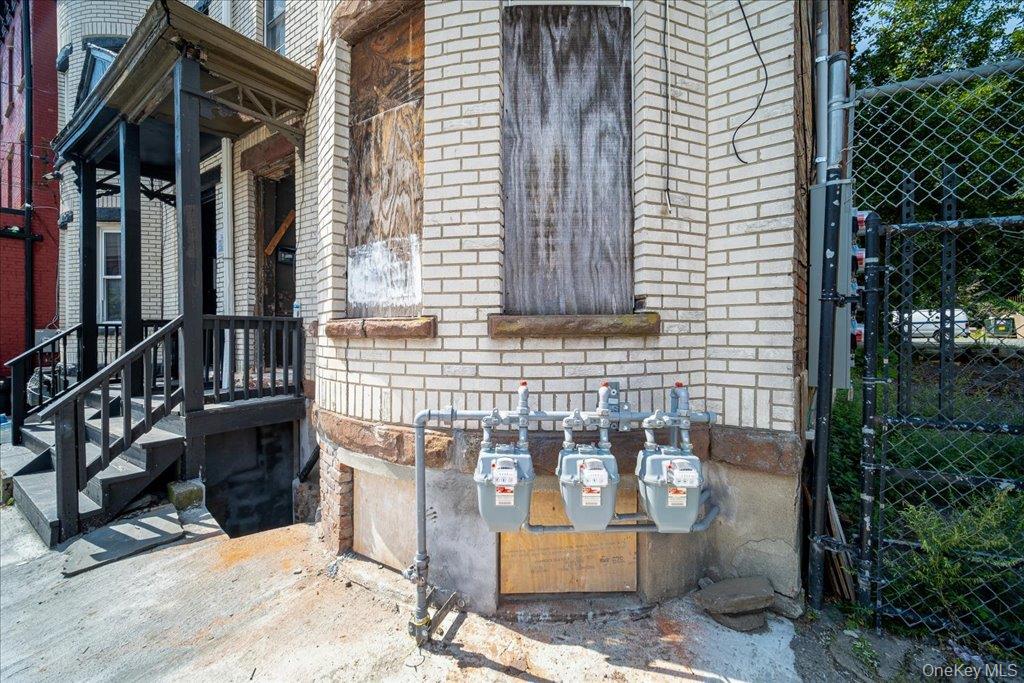 347 Liberty Street Property Photo 5