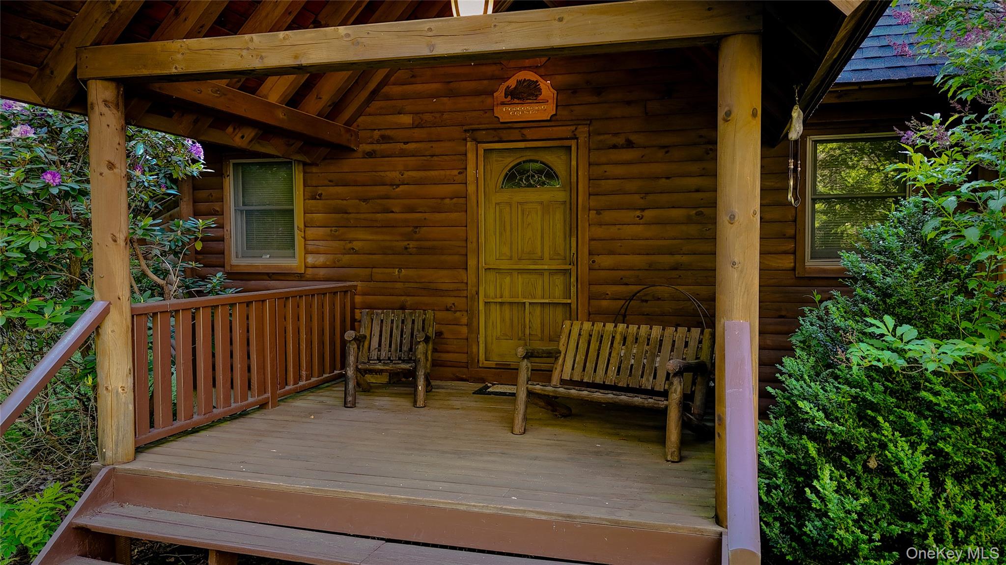 836 Emerald Lake Road Property Photo 4