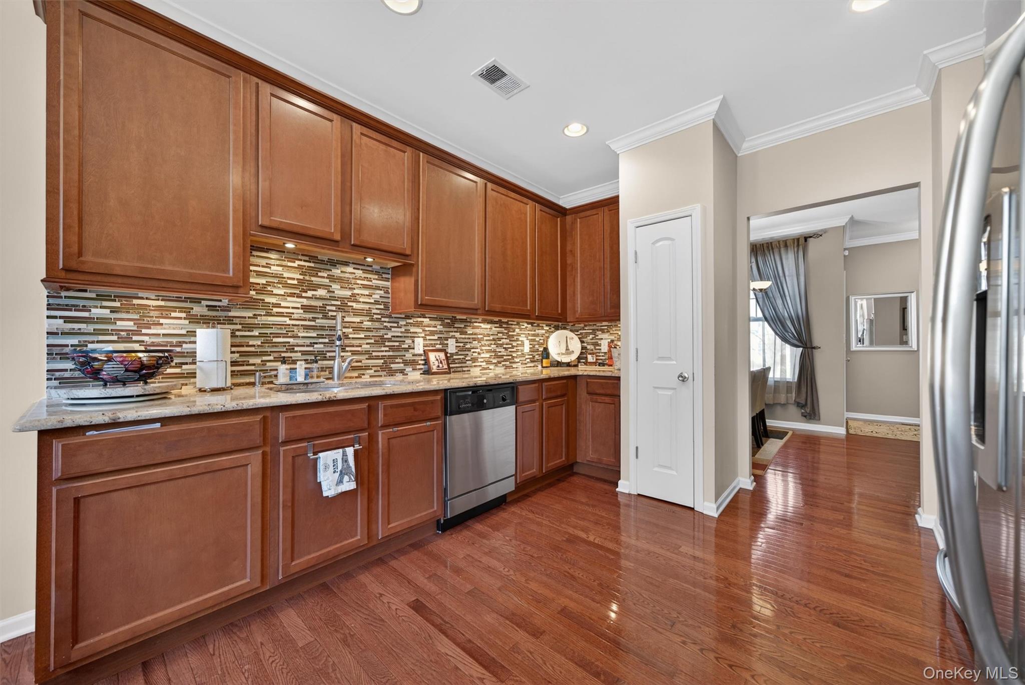 9 Cornwall Lane Property Photo 12
