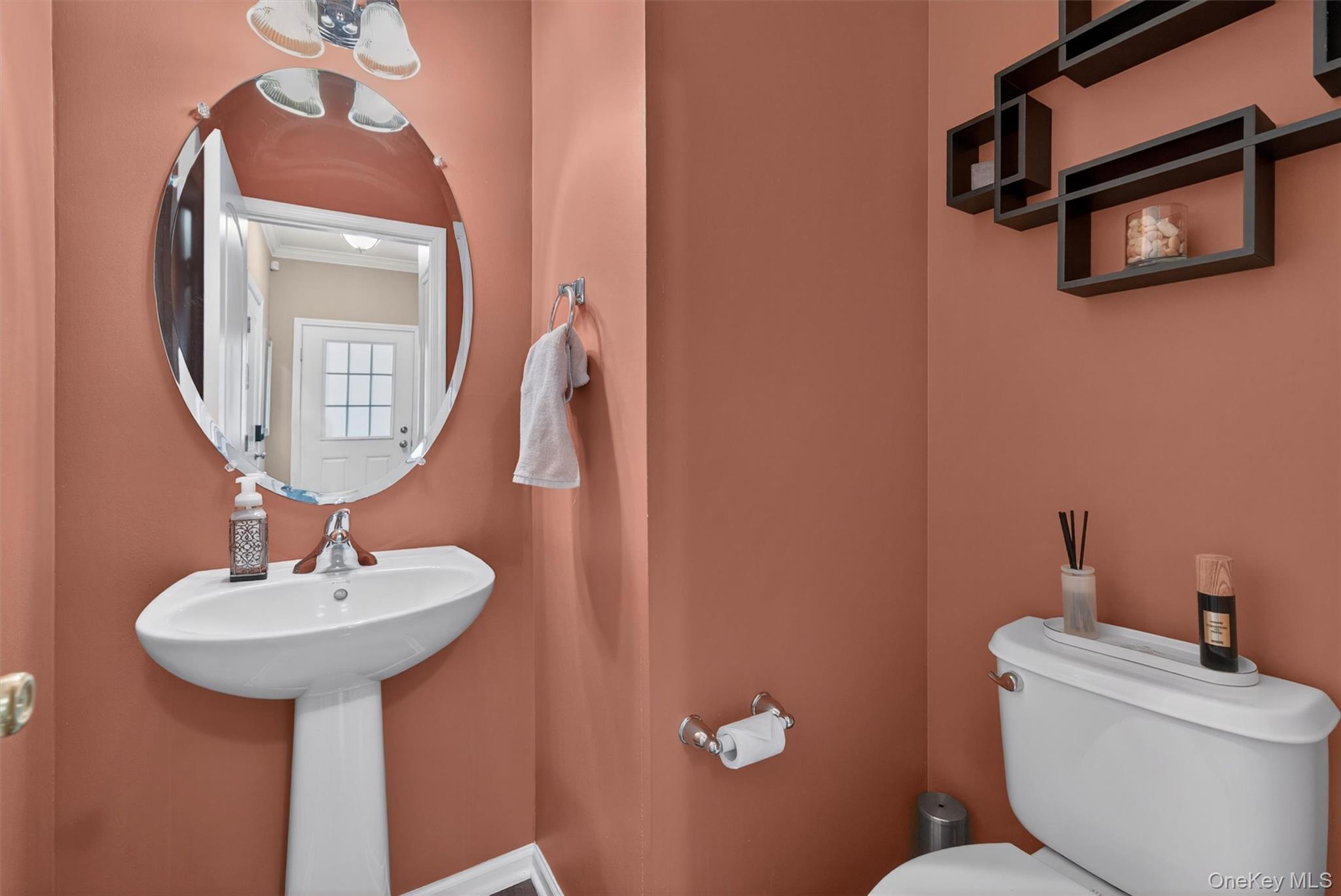9 Cornwall Lane Property Photo 21