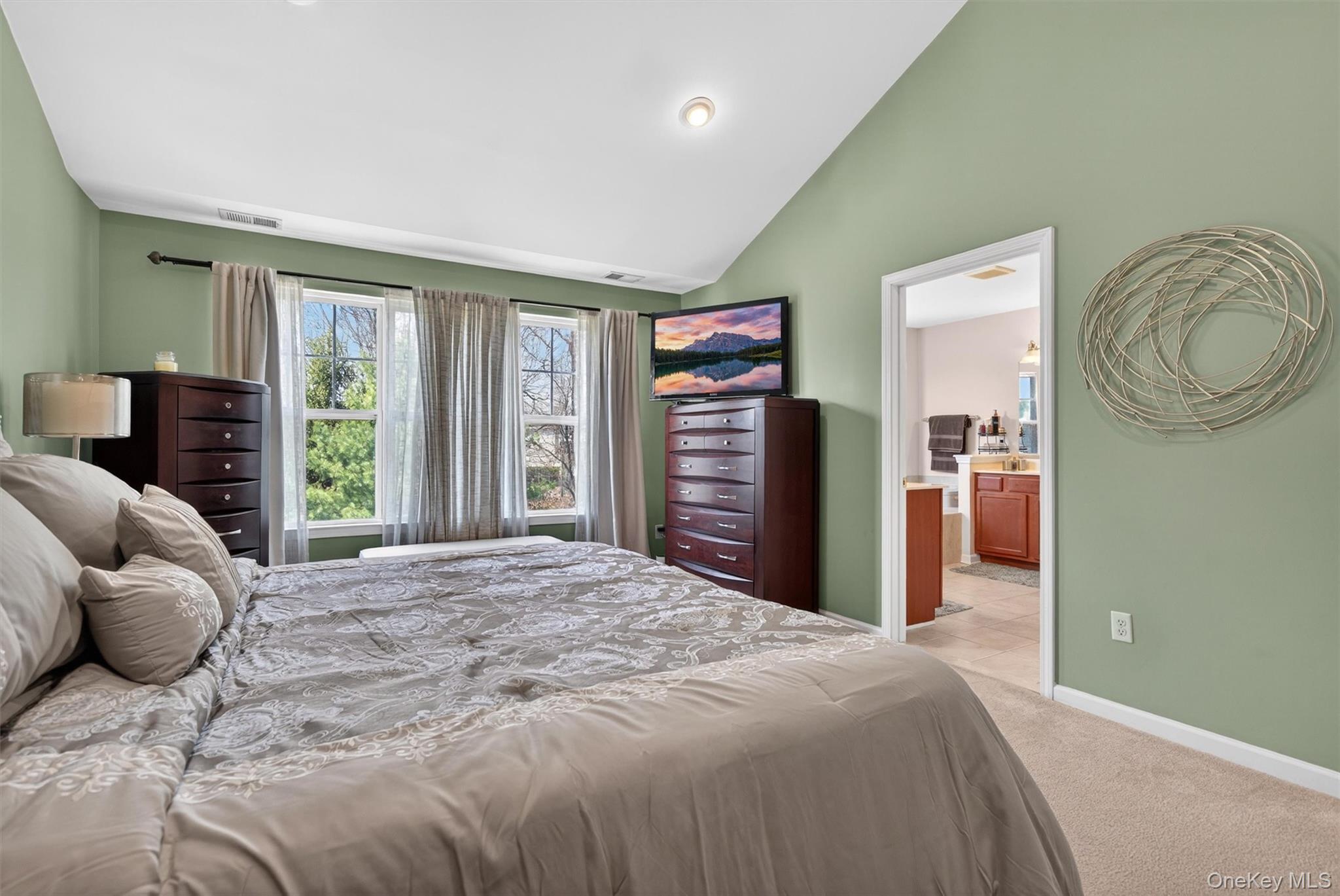 9 Cornwall Lane Property Photo 23
