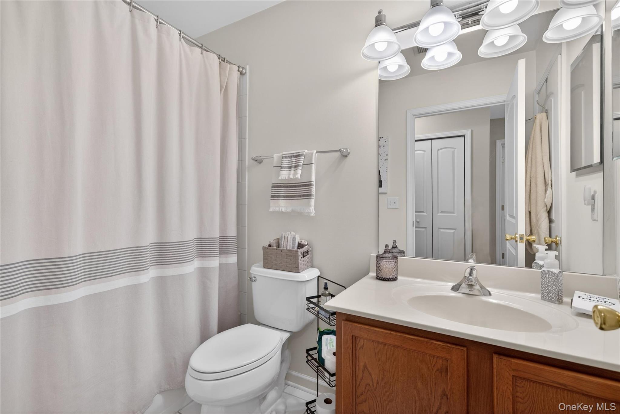 9 Cornwall Lane Property Photo 34