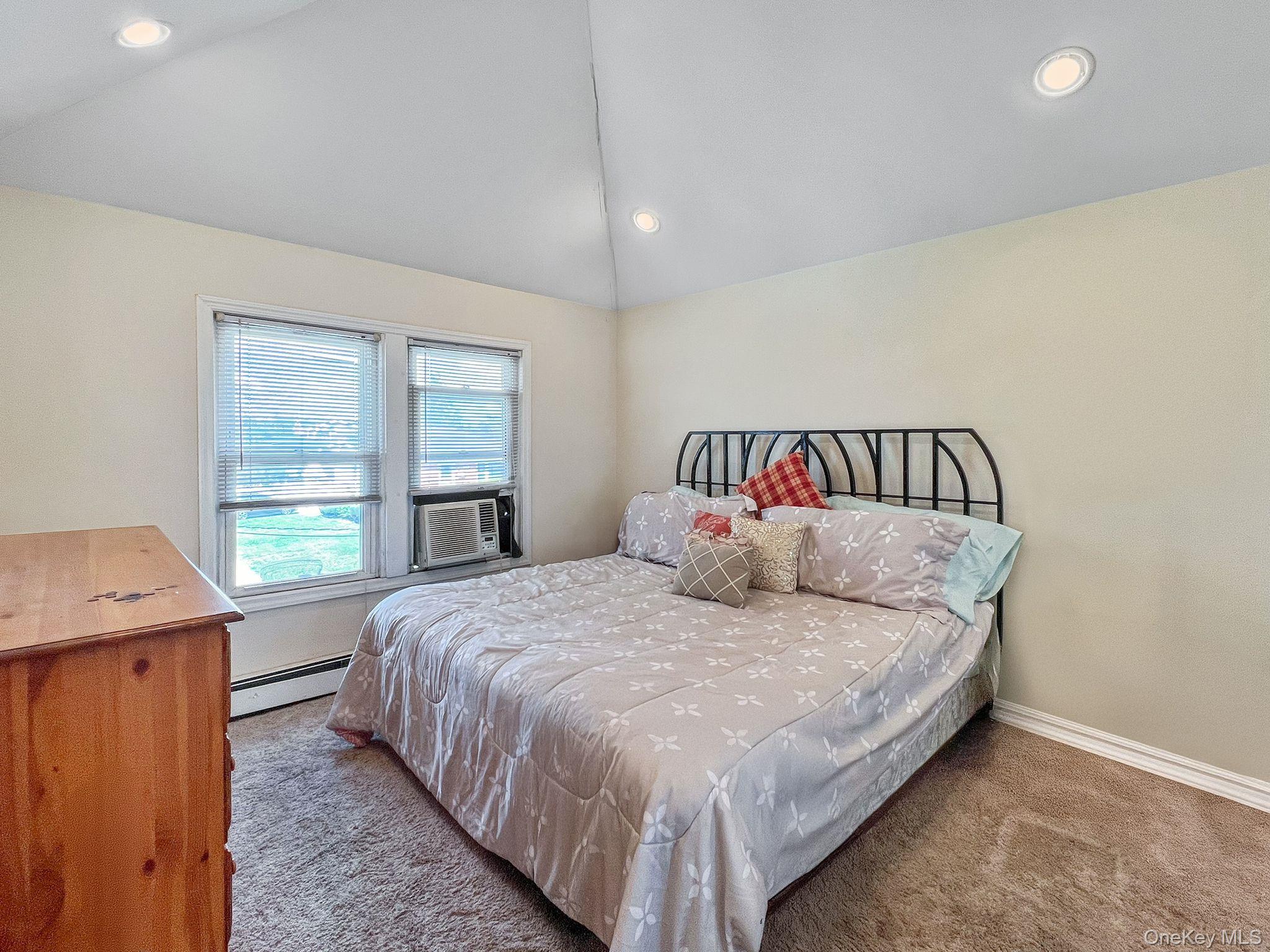 3321 Murdock Avenue Property Photo 7