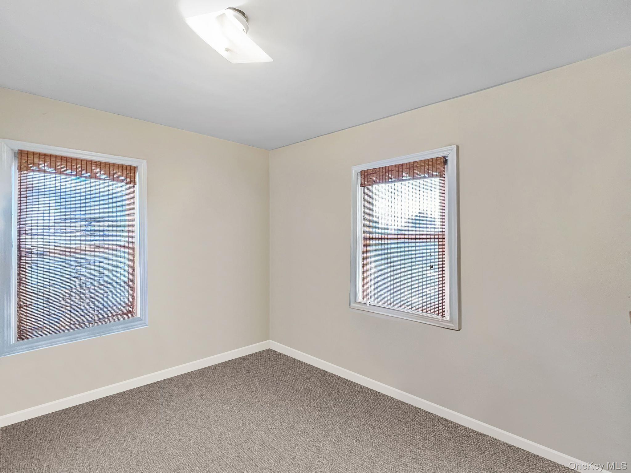 3321 Murdock Avenue Property Photo 8