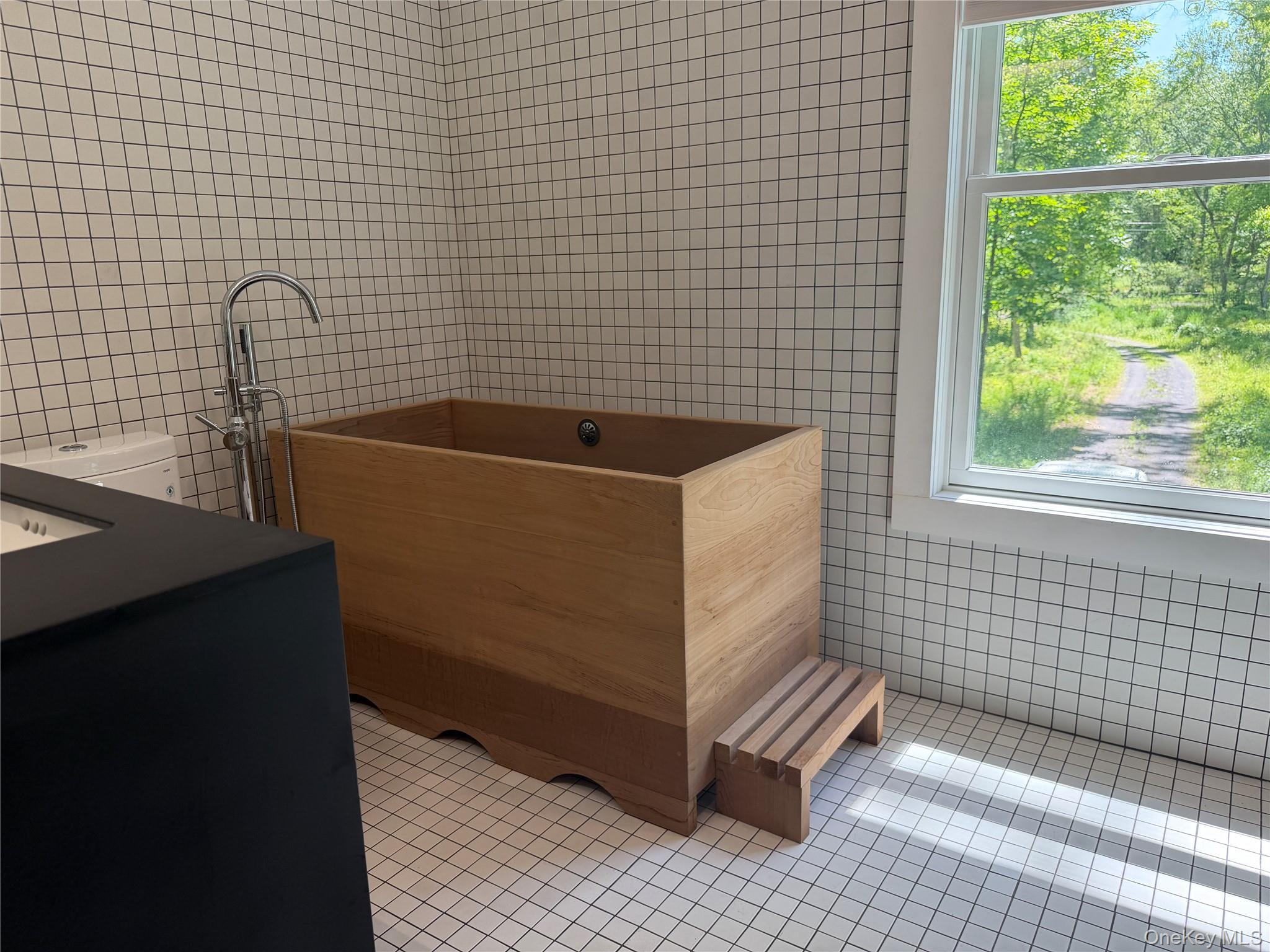 40 Pioneer Road Property Photo 11
