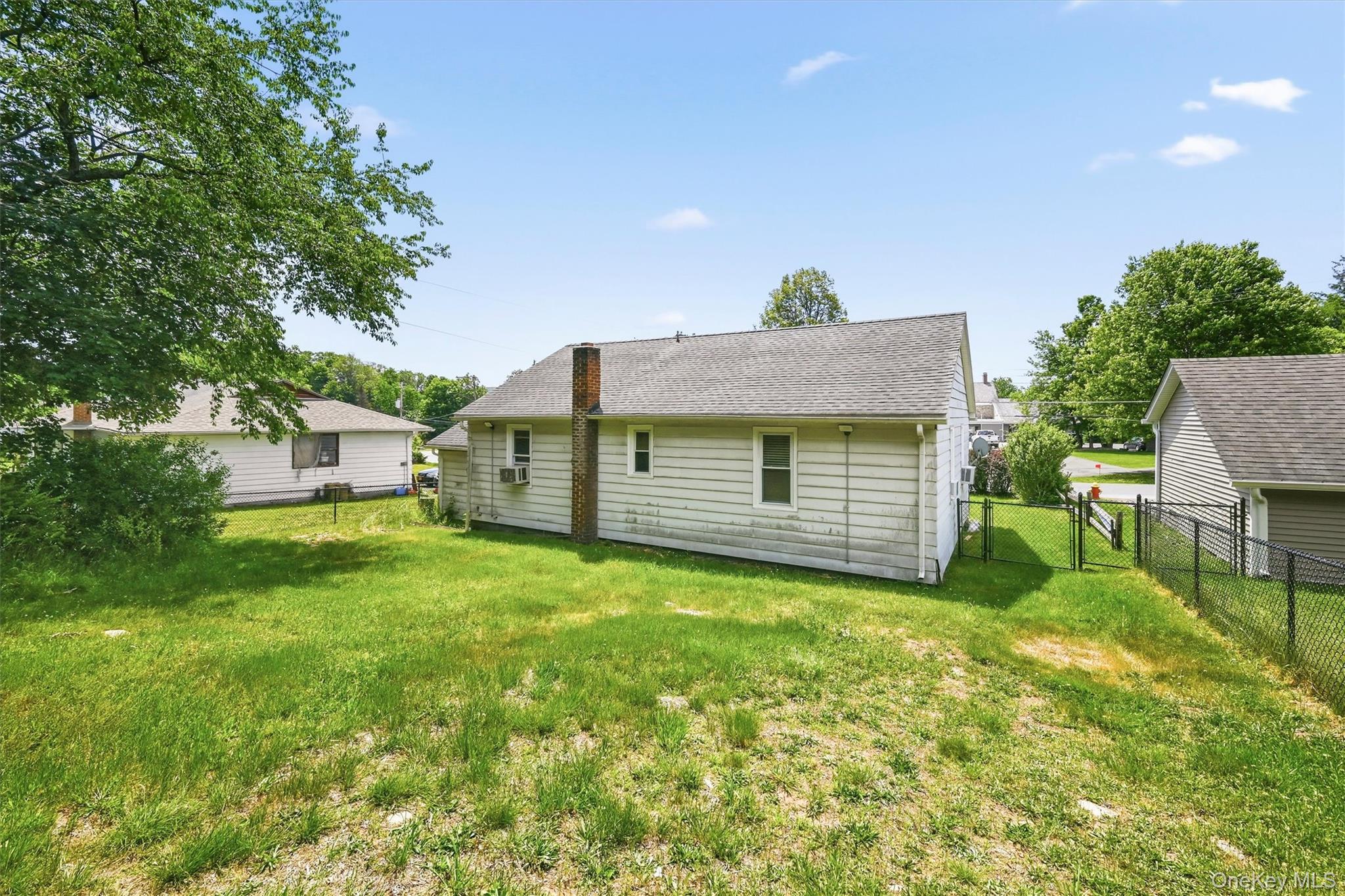 21 Hillside Avenue Property Photo 29