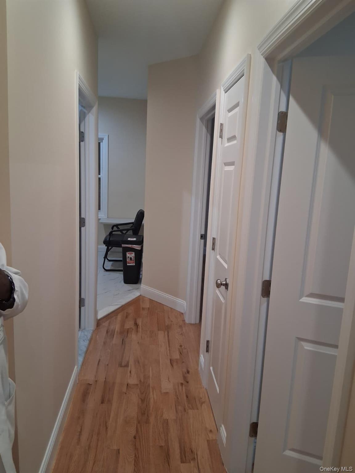 601 E 226th Street Property Photo 9