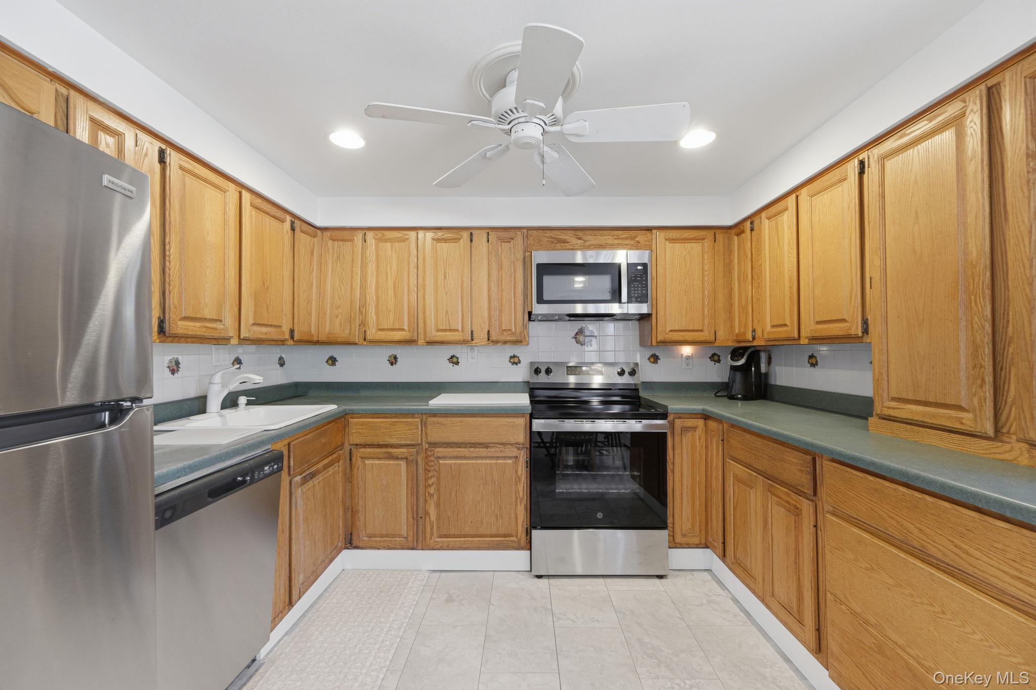 454 Hawkins Road Property Photo 11