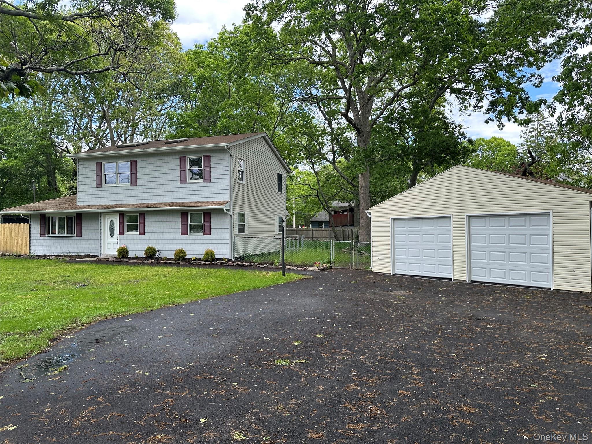 279 Beaver Drive Property Photo 1