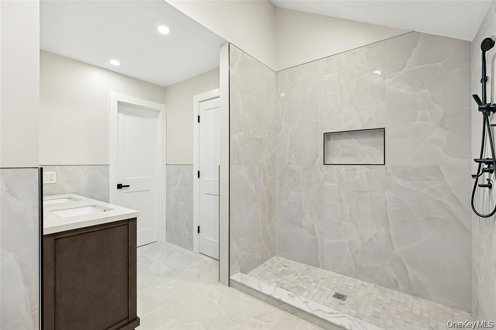 27 Ravine Road Property Photo 24