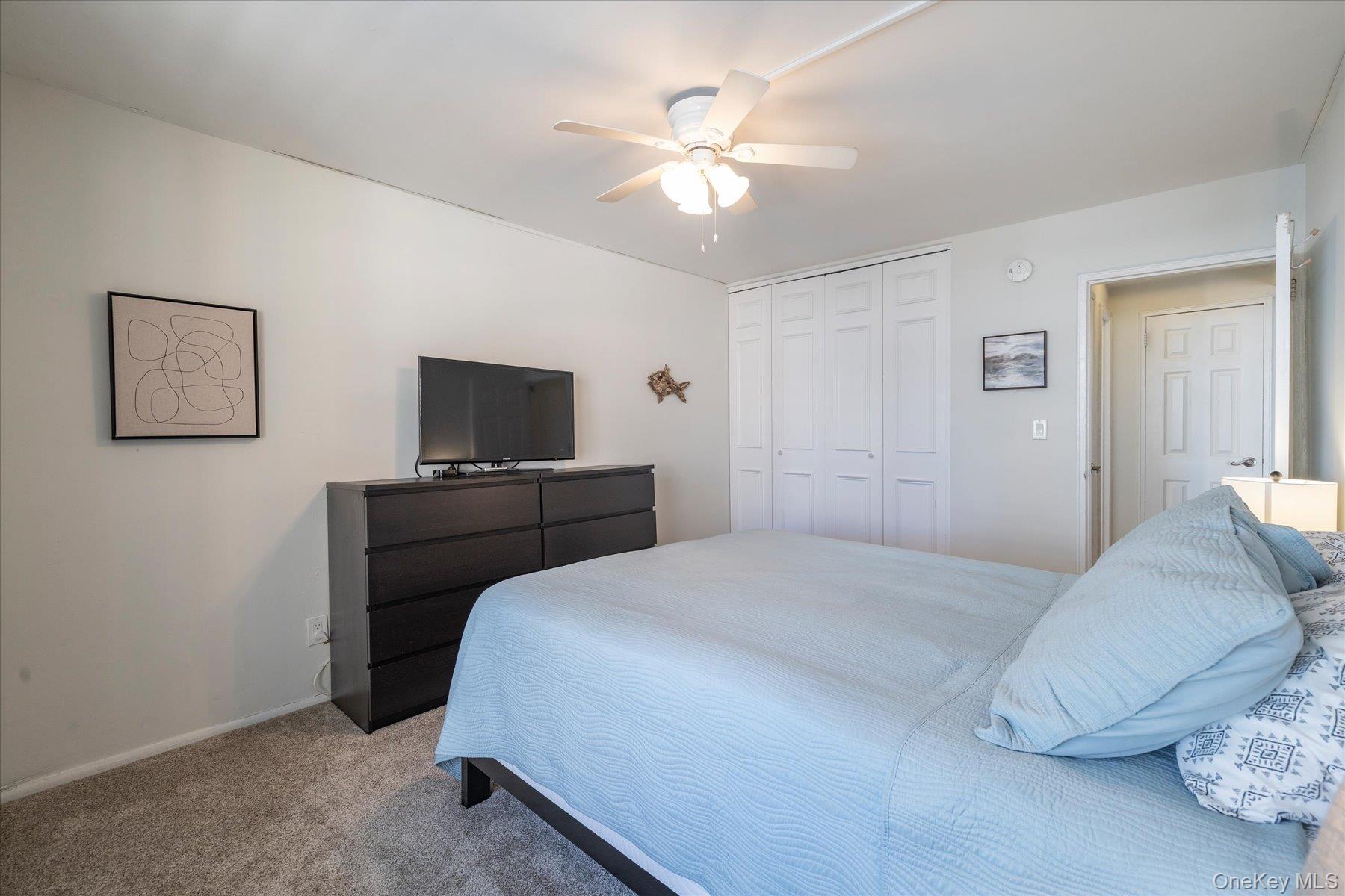 410 E Broadway 4c Property Photo 11